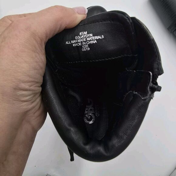 Guess Jaydyn Boots 8.5M Black Faux Leather Lug Sole Combat Goth Grunge Vampire - Picture 10 of 16